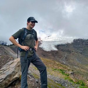 Meet your Posher, Chris